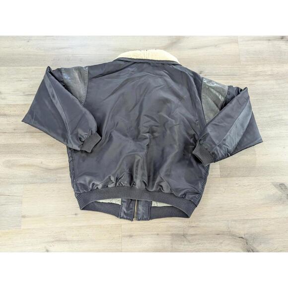 Bik Bok Wild Life Traditional Men's Bomber Jacket The Global Commission Company - Picture 2 of 10